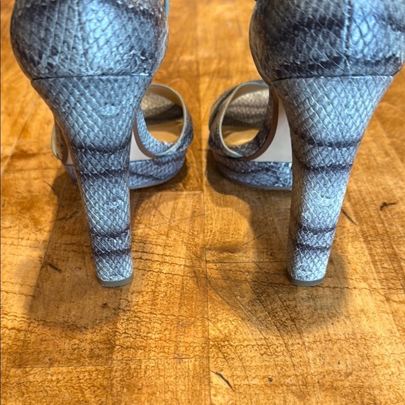 MICHAEL Michael Kors Gray Heels with Snakeskin Pattern - Picture 4 of 7